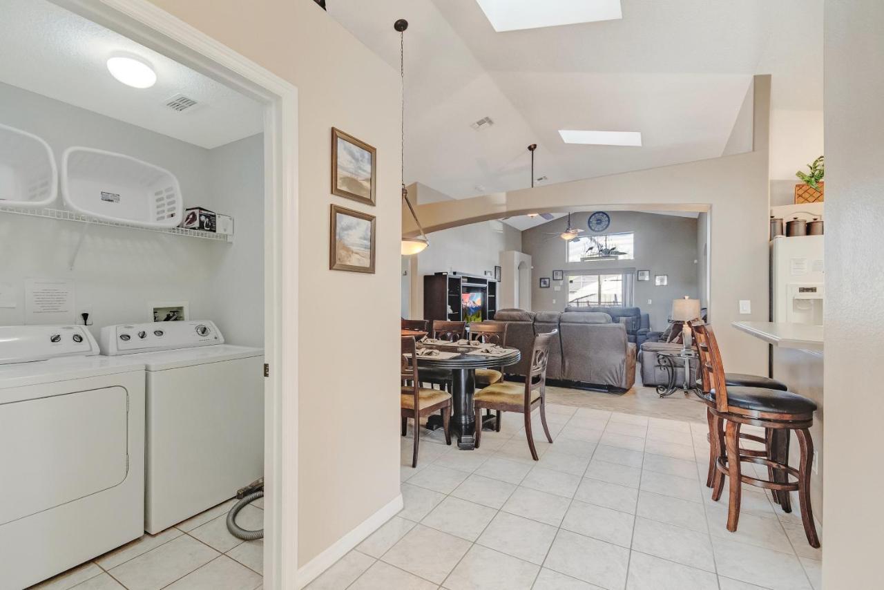 Two Master Bedrooms Pool Home Private Yard Orlando Exteriör bild