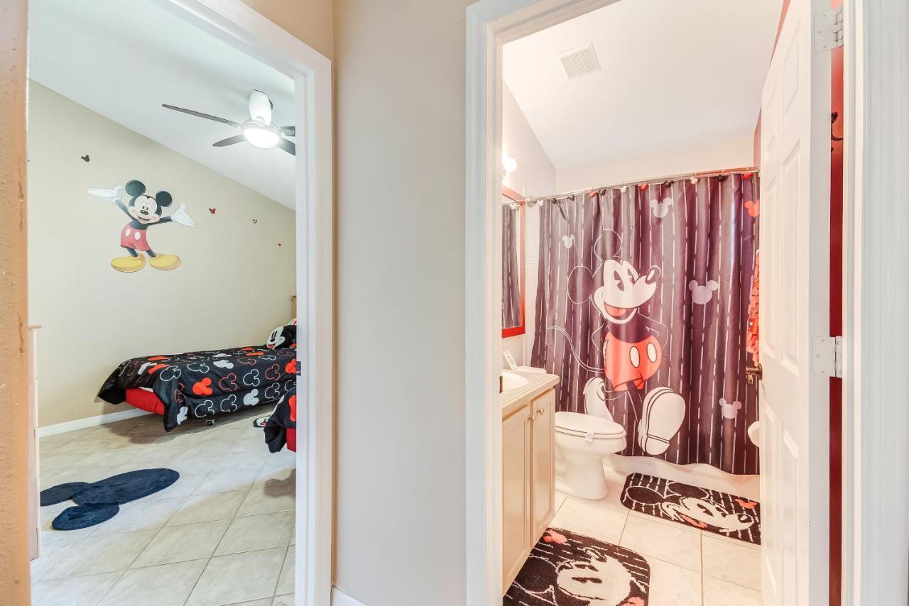 Two Master Bedrooms Pool Home Private Yard Orlando Exteriör bild